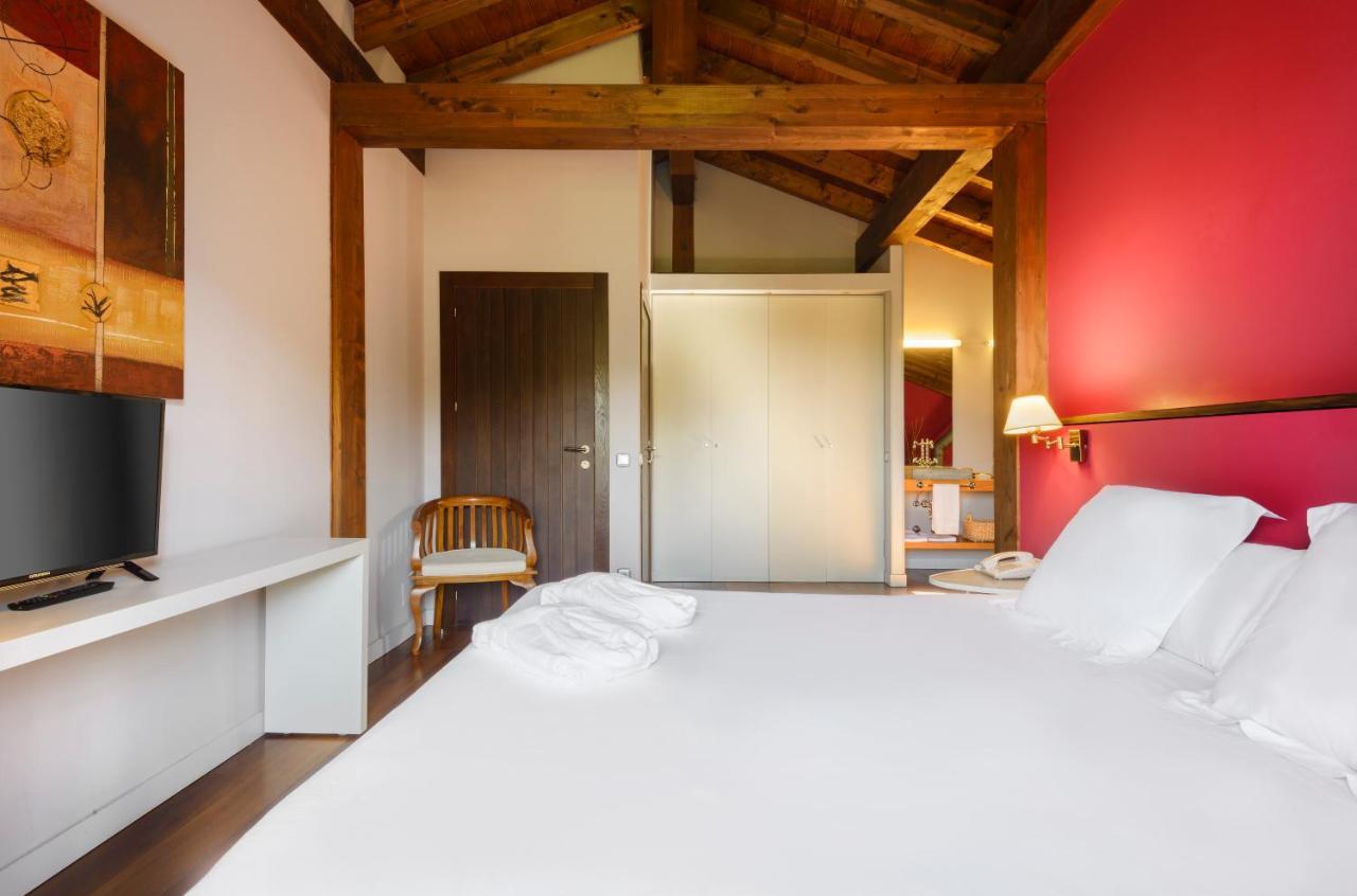 Hotel Rural Iribarnia Lantz Ngoại thất bức ảnh